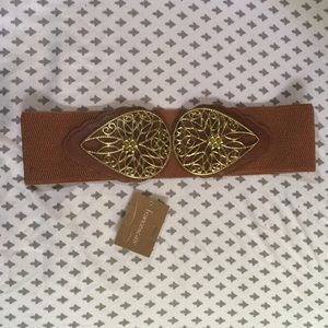 Francesca’s stretchy belt